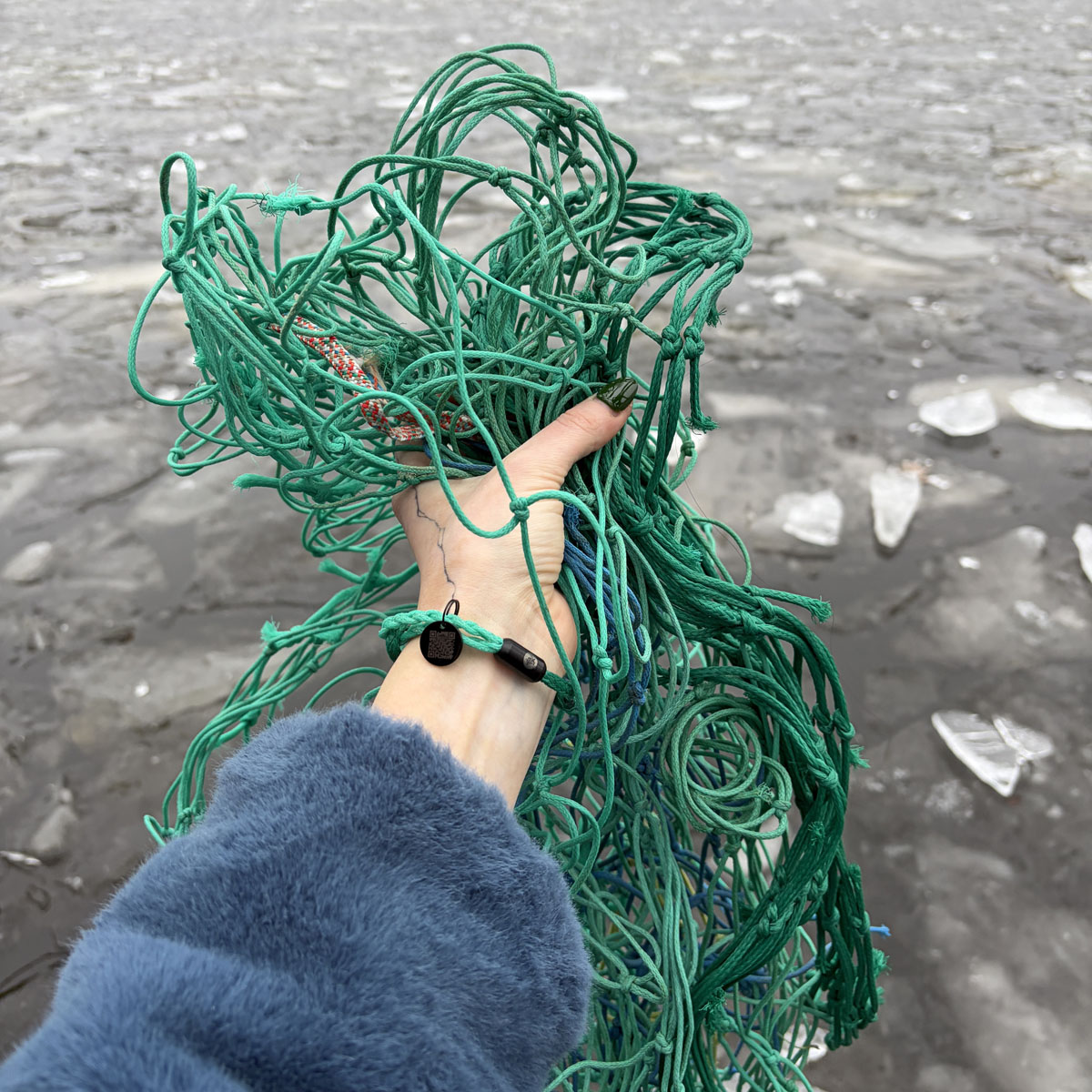 Turtle "Hope" - Olive Ridley Project Bracenet made from fishing net