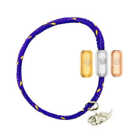 BRACENET Armband aus Fischernetz in Lila mit Magnetverschluss in Silber, Roségold oder Gold und einem Otter-Anhänger in Silber. 