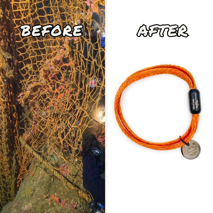 Ansicht des BRACENET Upcycling Armband Ghost Diving USA aus orangenen alten FIschernetzen und einem schwarzen Magnetverschluss und Edelstahlanhänger im Vergleich zu dem alten Geisternetz vorher