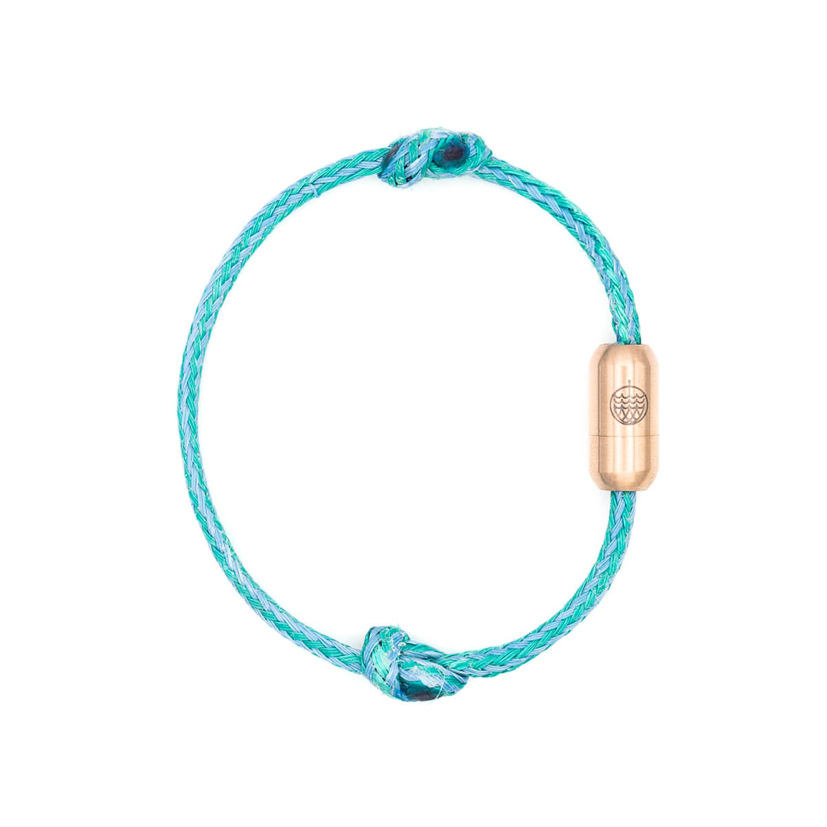 BRACENET Upcycling Armband North Sea II wird mit roségoldenem Magnetverschluss gezeigt