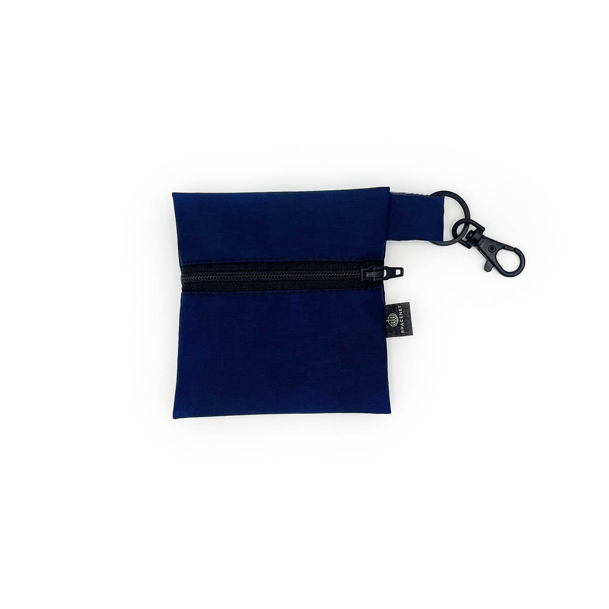 BRACENET Upcycling Neopren Tasche in dunkelblau mit einem kleinen Karabiner, handgefertigt aus einem alten Tauchanzug