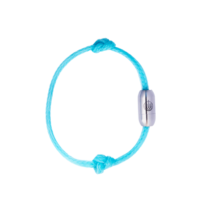 BRACENET Upcycling Armband Glacier Bay aus eisblauen Fischernetzen und 2 Knoten mit silbernen Bajonettverschluss