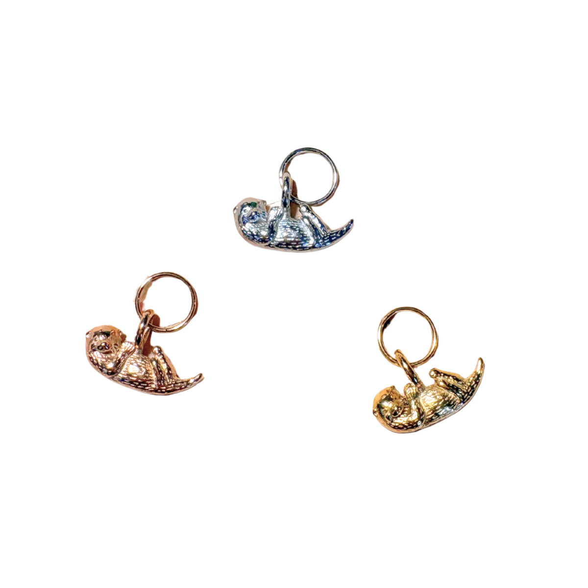 Edelstahl Otter in drei Farben: Gold, Roségold und Silber.
