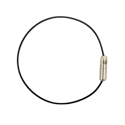 CourtNet Armband aus Tennissaiten in Schwarz mit Drehverschluss in Silber